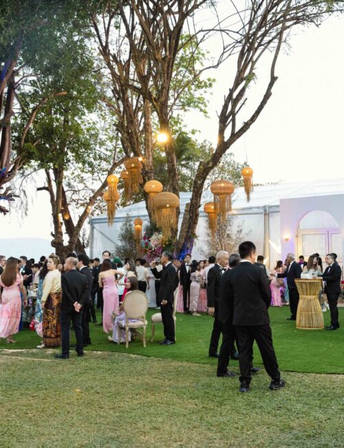 Evening ambiance at the Wedding